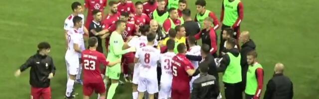 OPŠTI HAOS u Prvoj ligi Srbije: Sevale pesnice i kartoni... (VIDEO)