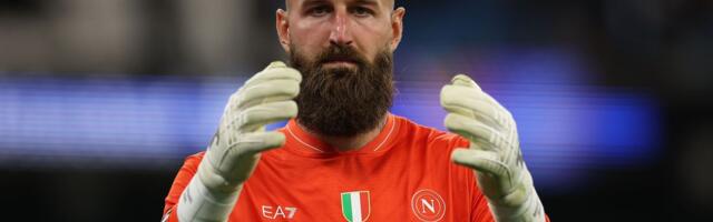 "Mene Vanja više podseća na golmana u malom fudbalu..."