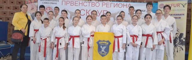 Dvadeset devet medalja za vranjski Feniks na prvenstvu regiona u Jagodini