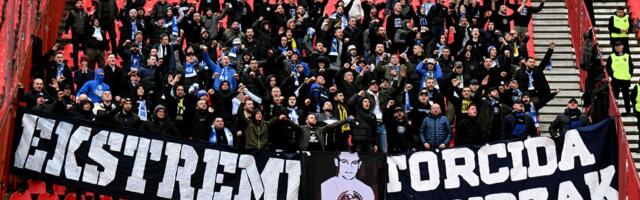 Navijačka grupa iz Srbije bodrila Bosnu i Hercegovinu u Zenici protiv Italije!