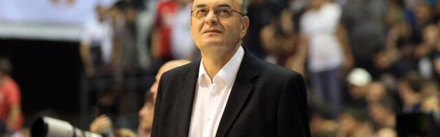 "Delije" Duletu zapevale "Kukavicu" od Cece, on im uzvratio širokim osmehom: Pogledajte jednu od najlegendarnijih scena u Pioniru (VIDEO)