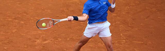 Hamad nastavlja bajku u Barseloni: Međedović razbio “specijalistu za šljaku” i plasirao se u polufinale