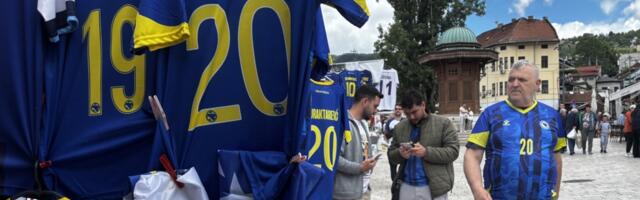 Sarajevo u bojama reprezentacije BiH pred okršaj s Kanadom
