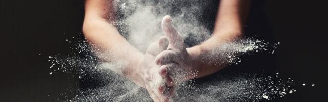 Kolač od 200 dinara zaludeo domaćice na internetu! Lako se pravi, a brzo jede