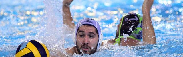 HRVATI GA UZELI NA ZUB SAMO ZATO ŠTO JE SRBIN I ŠTO IH JE ODBIO: "Pusti dite, mora sutra u školu!" Split ustao protiv našeg reprezentativca!