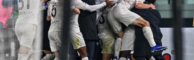 ČUDESNA POBEDA NAPOLIJA: Lukaku u šestom minutu nadoknade srušio Veronu