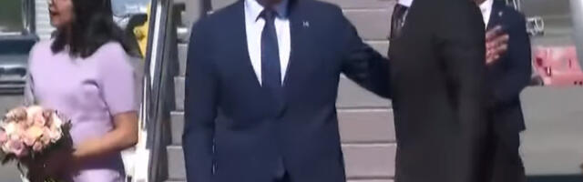 Vens doputovao u Mađarsku pred izbore: Dočekao ga Sijarto, nakon čega se sastaje sa Orbanom