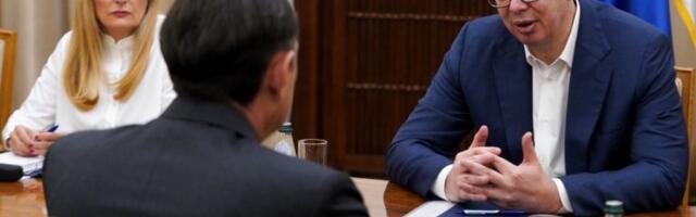 JEDAN OD NAJVAŽNIJIH RAZGOVORA: Počele konsultacije predsednika Vučića sa predstavnicima SNS
