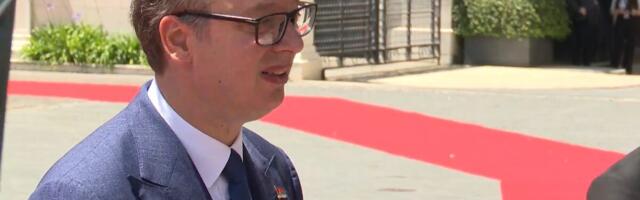 "PRIJATELJSKA RUKA ĆE UVEK BITI ISPRUŽENA NARODU CRNE GORE" Vučić: To su naše sestre i braća