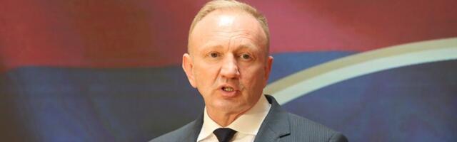 Đilas: Samo besramni Šešeljev radikal može da maturante nazove magarcima