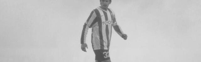 KOMEMORACIJA DEJANA MILOVANOVIĆA: Fudbalska javnost se oprašta od velikana Crvene zvezde!