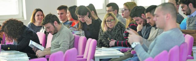 VIŠE OD 45.800 STUDENTA DOBILO REFUNDACIJU SREDSTAVA: Država vraća polovinu školarine