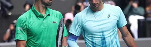 PREOKRET! Đoković na šokatan način završio meč za polufinale AO!