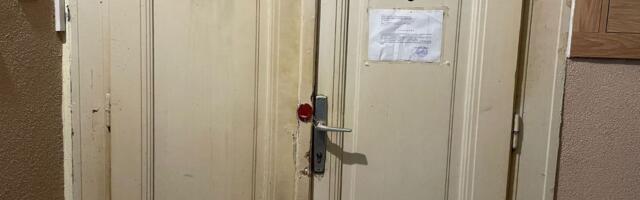 Završen uviđaj na Dorćolu, forenzičari izneli telo preminulog muškarca: Policija zapečatila stan