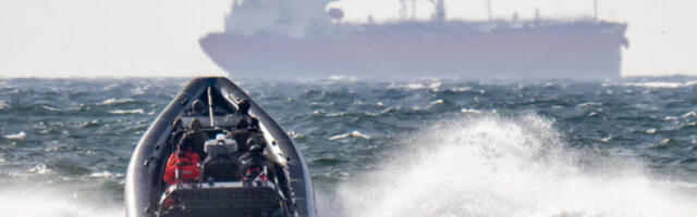 Шведска обалска стража задржала танкер из руске „флоте у сенци” због изливања нафте