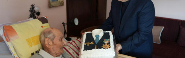 Дачић ветерану Другог светског рата Милисаву Лукићу уручио орден Јаков Ненадовић