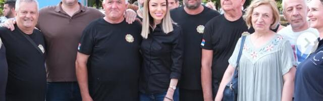 Месаровић у Бачу: За СНС нема великих и малих општина, сваки део Србије подједнако важан