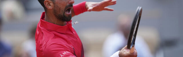 "BILO JE MNOGO KRVI I PODLIVA..." Novak se suočava sa velikim problemima pred meč sa Zverevim