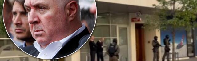 ACO ĐUKANOVIĆ ZADRŽAN U PRITVORU: Milovom bratu u porodičnoj kući pronađen neverovatan ARSENAL oružja! (FOTO)