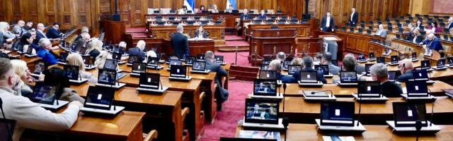 Da li ste za to da država primenjuje zakone?