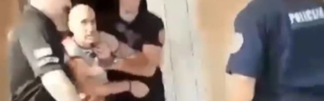 Deca vrište i zapomažu dok policija privodi - U Podgorici uhapsili oca kako bi socijalni radnici mališane dali majki i to protiv njihove volje