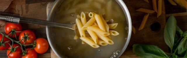 Ne bacajte vodu od kuvanja hrane: Odlična za cveće