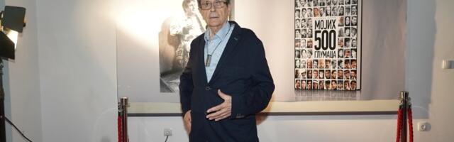 "Drži me nada da će se probuditi narod drogiran silnom propagandom"