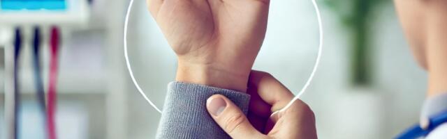 Stručnjak objašnjava jednostavan 'test ruke' od 20 sekundi za proveru srčanog zdravlja