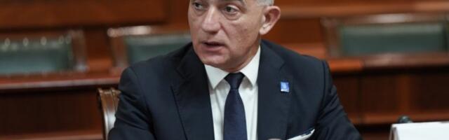 Ministar Vujić zahteva hitno stavljanje van snage nezakonitog rešenja predsednika VST