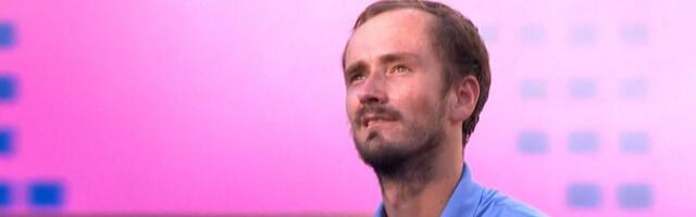 Medvedev iznenadio Alkarasa i prekinuo niz od 16 pobeda mladog Španca