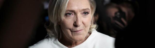 MARIN LE PEN POTVRDILA: Neću se kandidovati za predsednicu Francuske ako budem morala da nosim nanogvicu