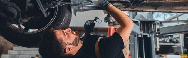 Ove znake ne ignorišite: Upozore na kvar pre paljenja lampice u automobilu