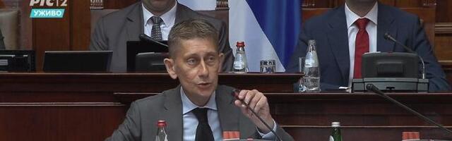(VIDEO) Opozicija Martinoviću u Skupštini: NAPOLJE!