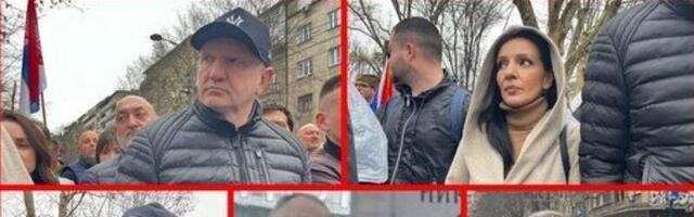 EVO KO SE MASKIRAO U STUDENTE: Propali političari u prvim redovima "studentskih" protesta