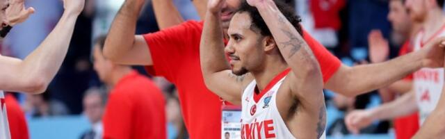 Šejn Larkin odlučio da više ne nastupa za Tursku