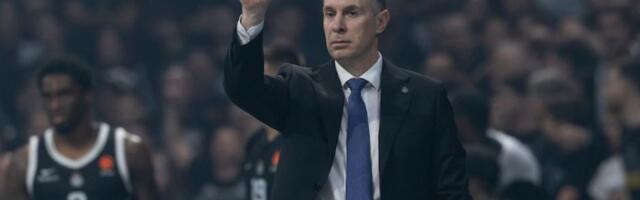 Prve reči Mirka Ocokoljića posle slavlja u derbiju: JOŠ SE TRESEM!