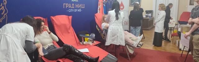 Nova akcija upisa u Registar davalaca matičnih ćelija u Nišu – i dalje se traže donori za troje Nišlija