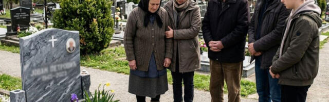 OVO OBAVEZNO URADITE SA JAJIMA KOJA OSTANU POSLE POBUSANOG PONEDELJKA! Pravila Crkve po ovom pitanju su jasna - NJIMA BI TREBALO DA IH DATE!