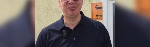 "DELA UVEK GOVORE VIŠE OD REČI!" Vučić u Orlovatu: Obećavam da ćemo u narednim mesecima rekonstruisati i ovu i mnoge druge železnicke stanice (VIDEO)