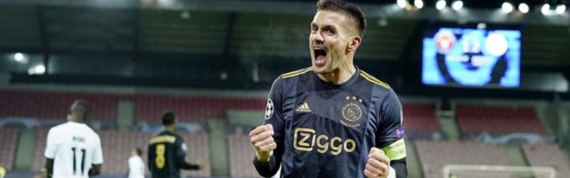 AJAKS JURI ČUDO NA "ENFILDU": Tadićevo KOPLJE preti Liverpulu!