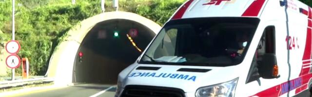 STRAVIČNA NESREĆA KOD KOLAŠINA: Muškarac (64) poginuo u teškom sudaru teretnjaka i automobila