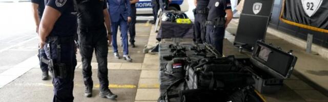 MINISTAR ALEKSANDAR VULIN: Od izuzetne važnosti je pitanje bezbednosti pripadnika Interventne jedinice (FOTO)