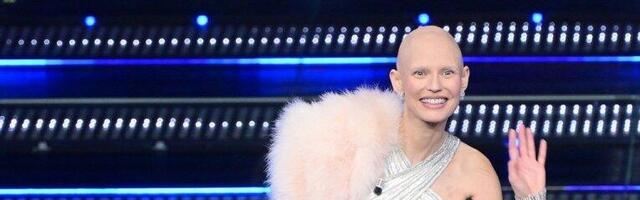 HRABRA MANEKENKA PROŠLA KROZ PAKAO: Zbog borbe s RAKOM izgubila kosu, sinoć vodila Sanremo i izazvala ODUŠEVLJENJE! (GALERIJA)