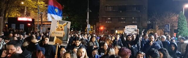 "Ekonomska STAGNACIJA Srbije NEMA veze sa studentima"