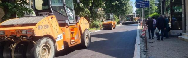 Za asfaltiranje Nemanjine ulice u Leskvcu 5 miliona iz gradskog budžeta