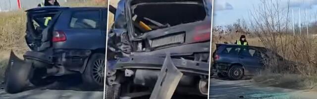 Saobraćajna nezgoda na Batajničkom drumu: Sudar automobila i kombija