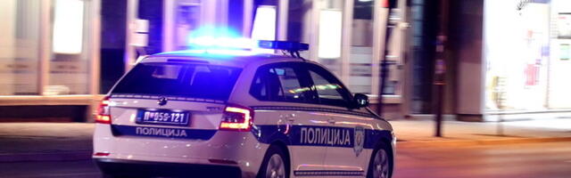 Hapšenje u Čačku: Policija zaustavila “pasat“, suvozač izbacio kesu sa 622 grama amfetamina