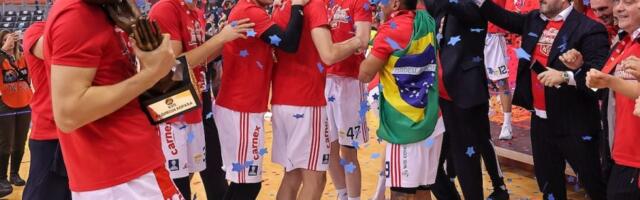 Svetski šampion blizu dolaska u Crvenu zvezdu (FOTO)