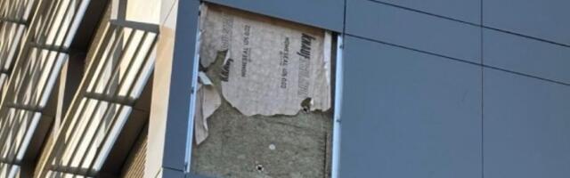 Pao aluminijumski panel sa objekta KC Vojvodine: Obnovljen pre četiri i po godine (FOTO)