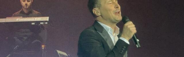 PEĐA BLIZANAC ODMAH PREKINUO VELIKI KONCERT! Nakon ovih reči ČITAVA DVORANA ZAVRŠILA U SUZAMA! (VIDEO)